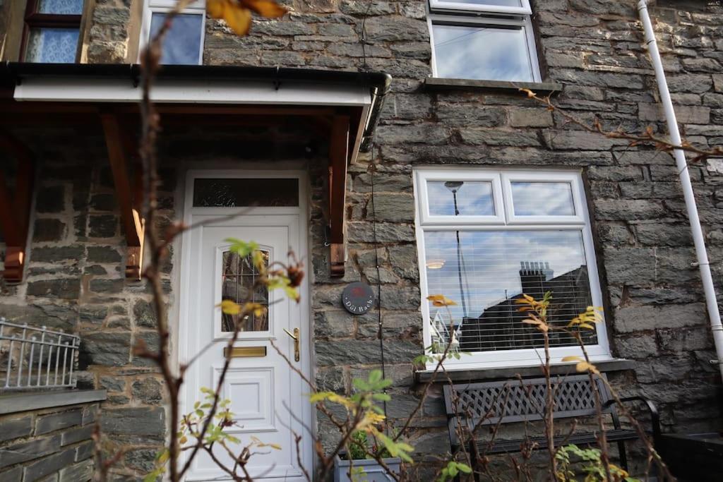 Dol Bach - Your Homely Welsh Cottage In The Heart Of Snowdonia Blaenau Ffestiniog ภายนอก รูปภาพ