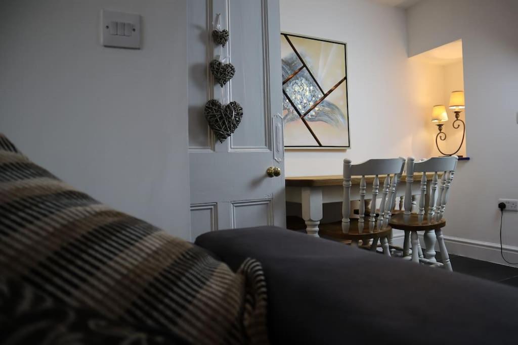 Dol Bach - Your Homely Welsh Cottage In The Heart Of Snowdonia Blaenau Ffestiniog ภายนอก รูปภาพ