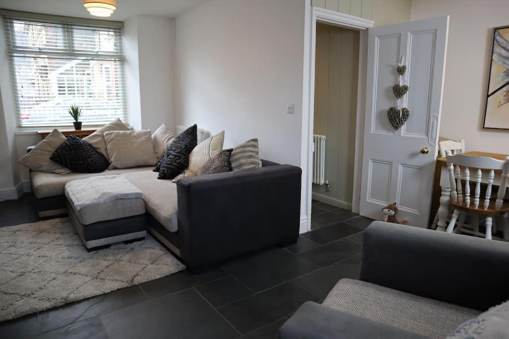 Dol Bach - Your Homely Welsh Cottage In The Heart Of Snowdonia Blaenau Ffestiniog ภายนอก รูปภาพ
